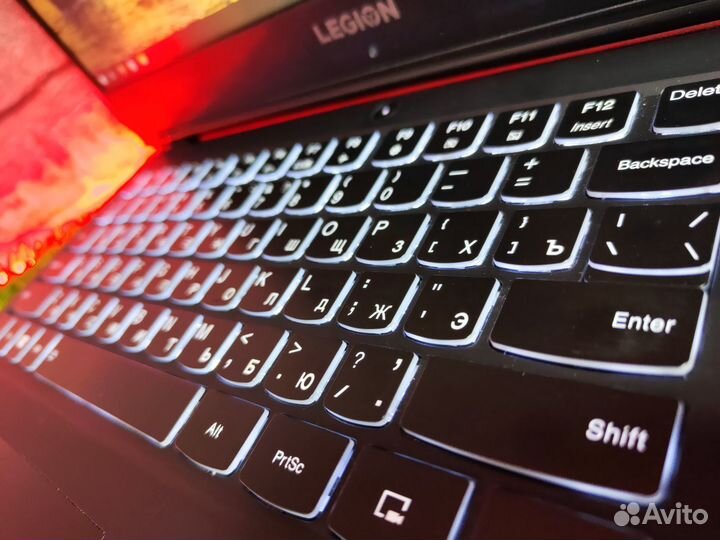 Lenovo Legion I5-9300H / rтх2060 / RAM 8 / SSD 512