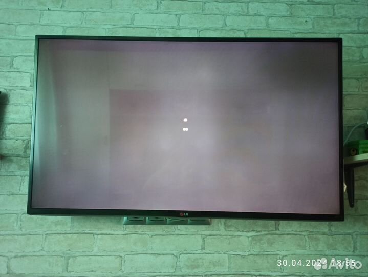 Телевизор lg 42 дюйма со SMART tv