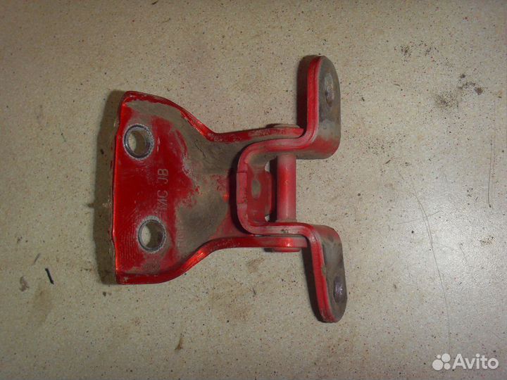 Петля двери задней правой верхняя Kia RIO 2 (JB)