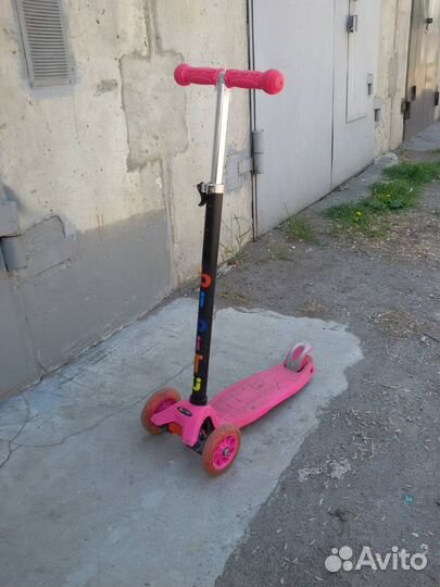Самокат детский трехколесный