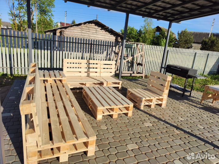 Мебель в из поддонов