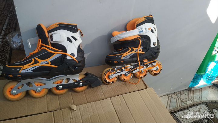 Роликовые коньки Flying Eagle размер 38-42