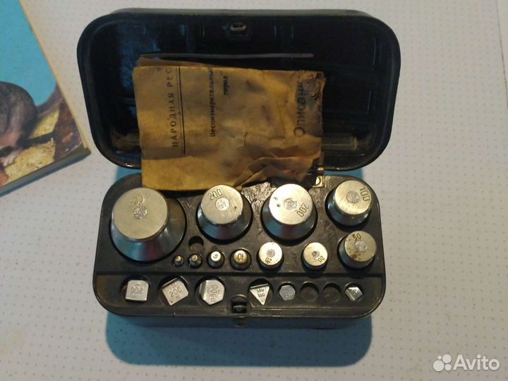 Набор гирь для весов