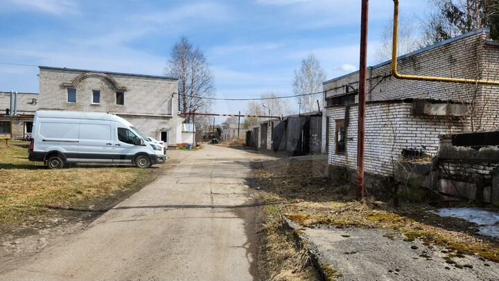 Производственное здание. Участок 1,2 га. Аренда