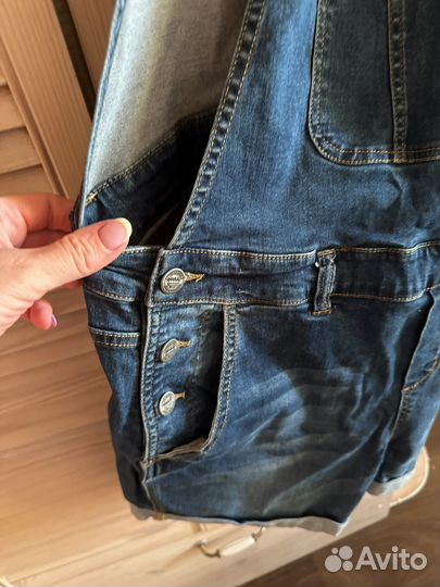 Джинсовый комбинезон женский