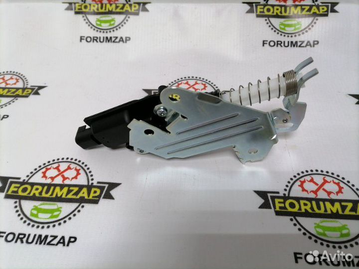 Замок багажника задний Ford Fusion 2005-2012