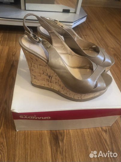 Босоножки 36