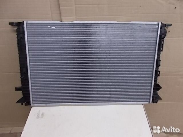 Радиатор на Ниссан Примера
