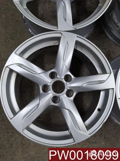 Диски R17 Mercedes-Benz Б/у Литые