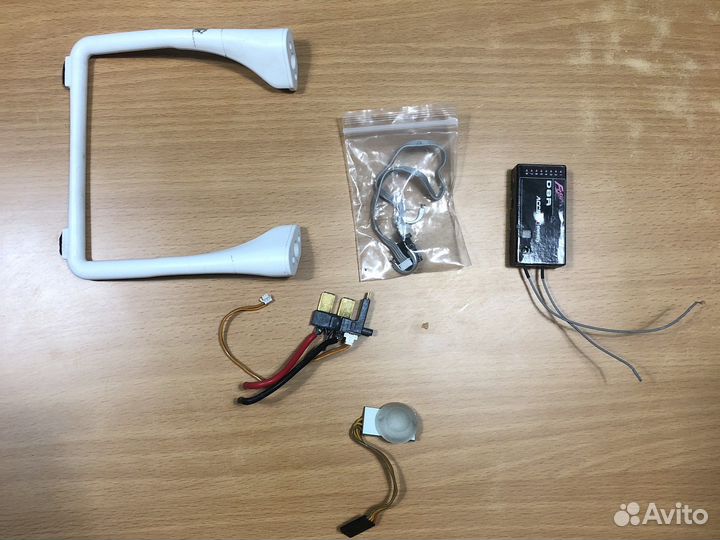 Запчасти dji phantom 1/2/3. Цена договорня