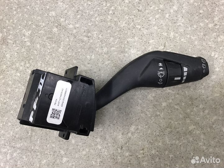 Переключатель стеклоочистителей Ford Focus III 201