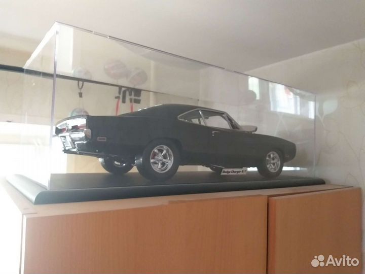 Сборная модель в масштабе 1:8 Dodge Charger R/T
