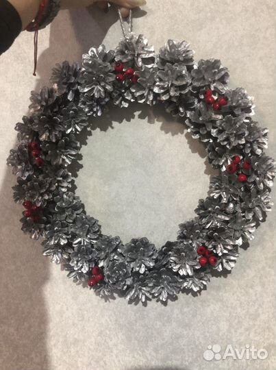 Венки ручной работы