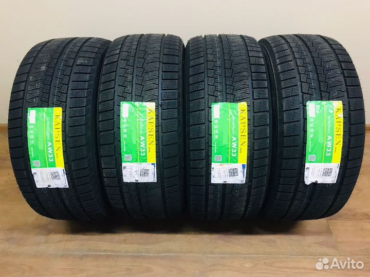 Kapsen SnowShoes AW33 225/40 R18 92H