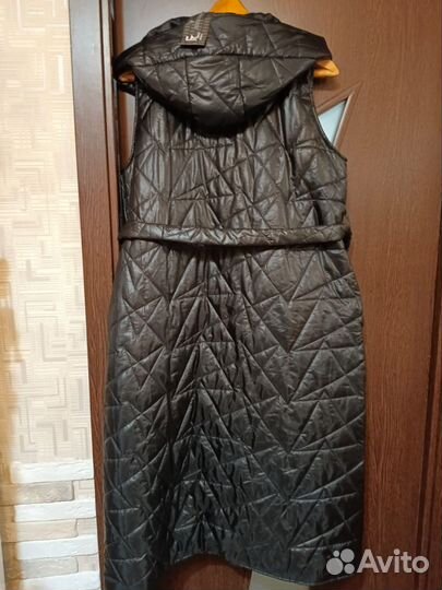 Безрукавка пальто