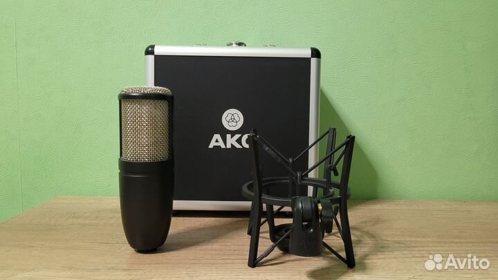 Микрофон студийный AKG P220