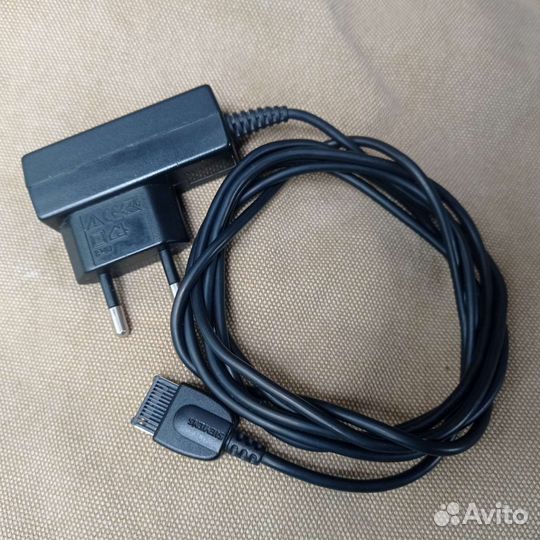 Зарядное устройство для телефона siemens