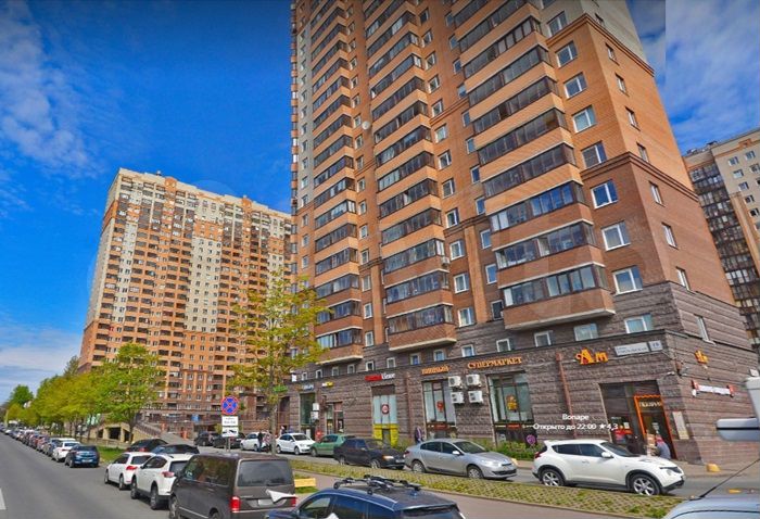 Торговое помещение 135 м2 Учительская 18