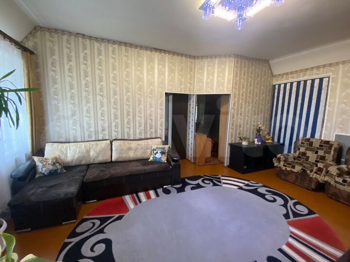 3-к. квартира, 60 м², 1/3 эт.