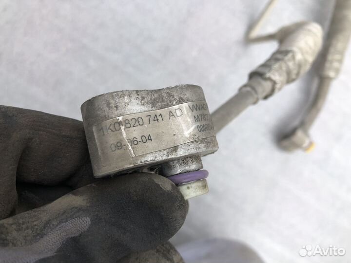 Трубка кондиционера на VW Golf 5 2.0 TDI