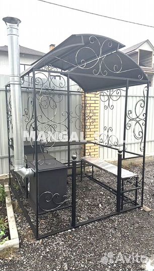 Беседка с мангалом