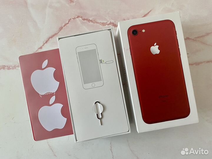 Коробка от iPhone