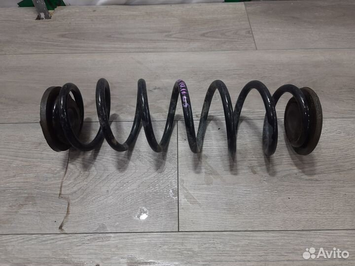 Пара задних пружин для 1.8 Skoda Octavia A5