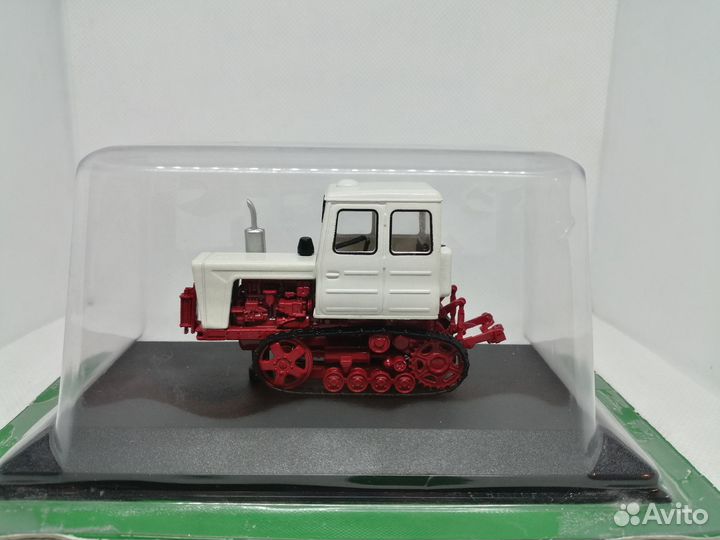 Модель Гусеничный трактор Т-54В «Болгар»