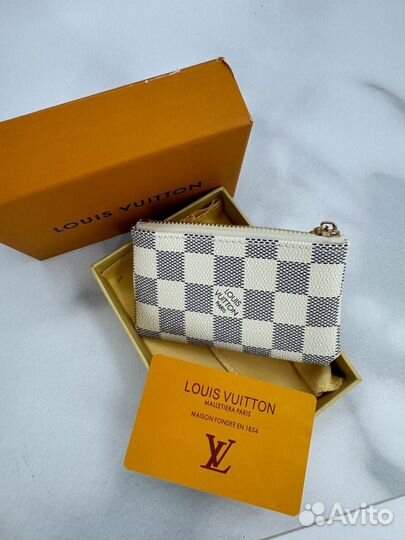 Ключница Louis Vuitton