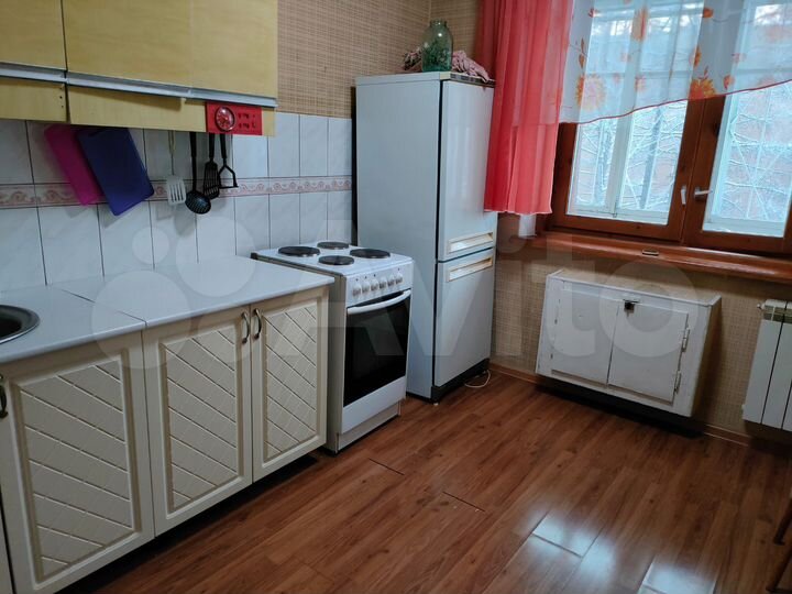 2-к. квартира, 65 м², 2/9 эт.