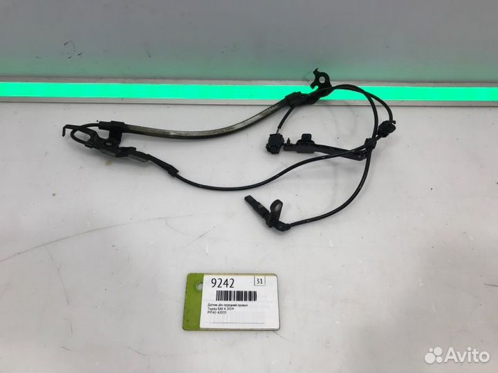 Датчик ABS передний правый Toyota Rav 4 2019-2023