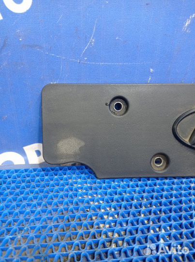 Декоративная крышка двигателя Hyundai Solaris 1