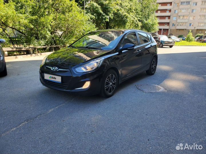 Hyundai Solaris 1.4 AT, 2013, 177 800 км