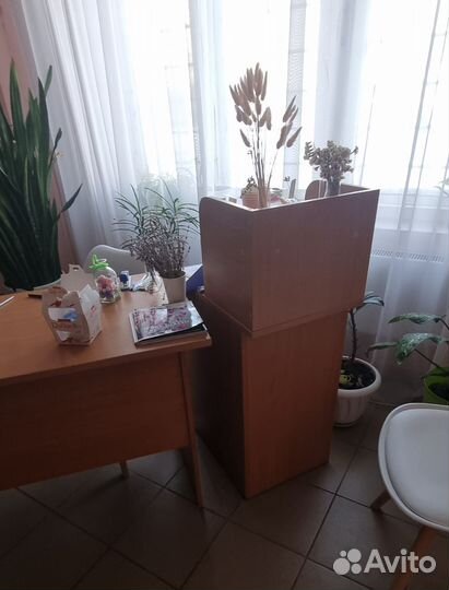 Угловой письменный стол