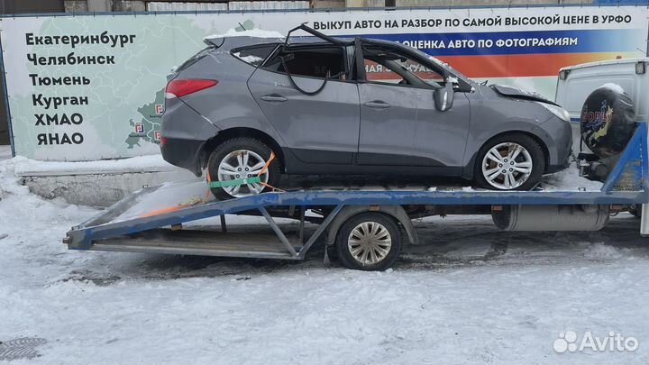 Моторчик стеклоочистителя задний Hyundai ix 35 98700-1H300