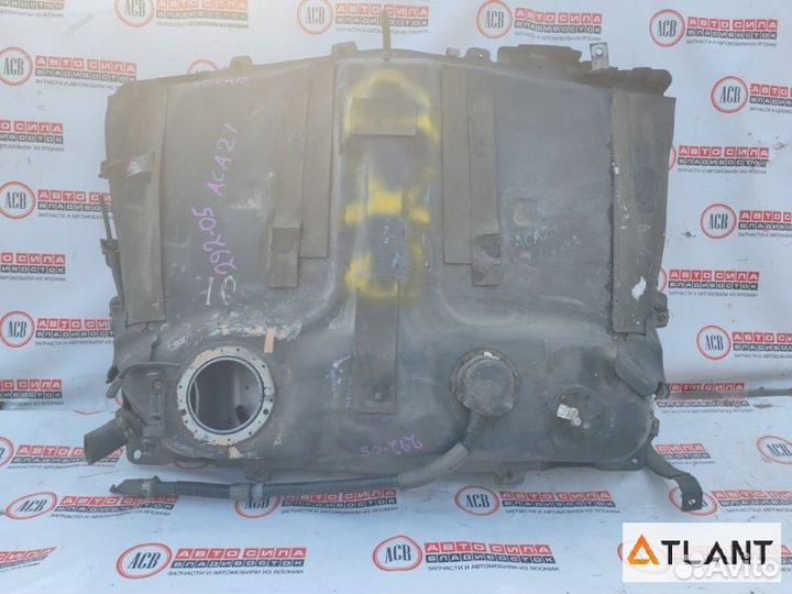 Бензобак toyota RAV4