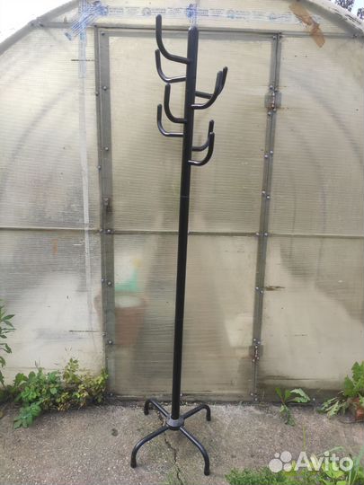 Вешалка для одежды напольная металлическая