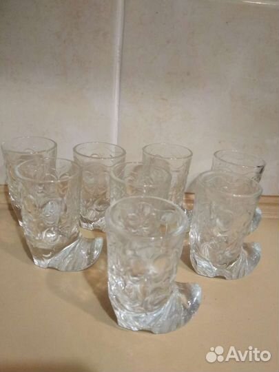 Рюмки бокалы пепельница хрустальные