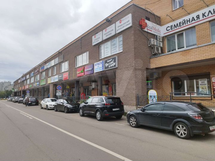 Офис с мебелью и мокрой точкой на Королева 56 м²