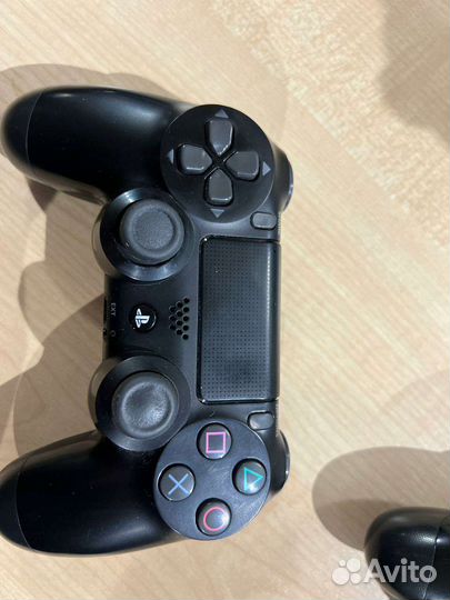 Геймпад PS4, в наличии 5 шт