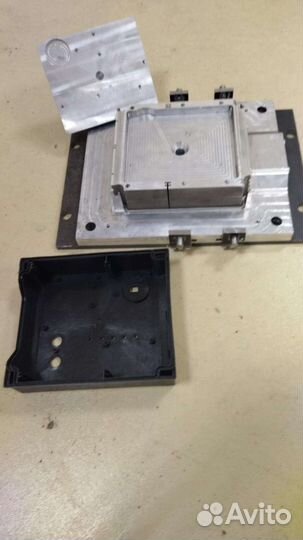 Пресс-формы, штампы, фильеры, литье полимеров