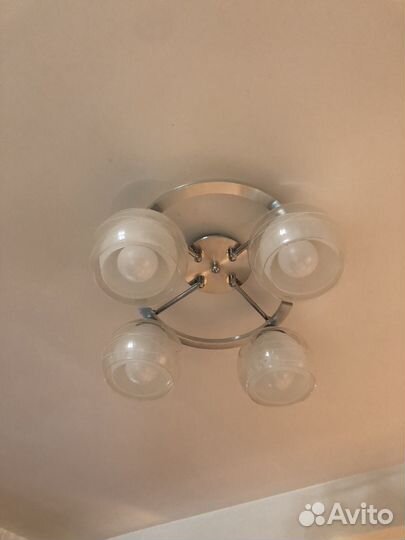 Люстры 2 шт
