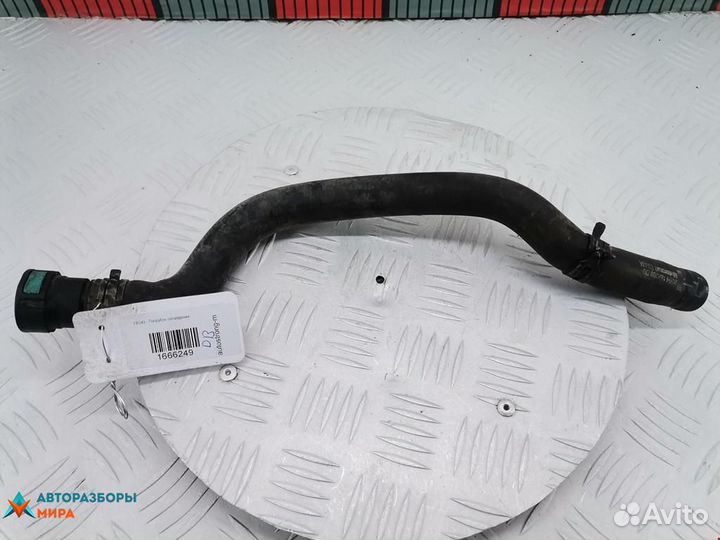 Патрубок радиатора Ford Fiesta 5 2005 1546441