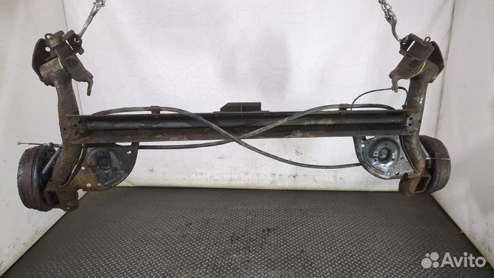 Балка подвески задняя Nissan Note E11, 2006