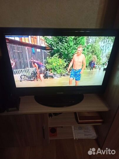 Телевизор бу toshiba