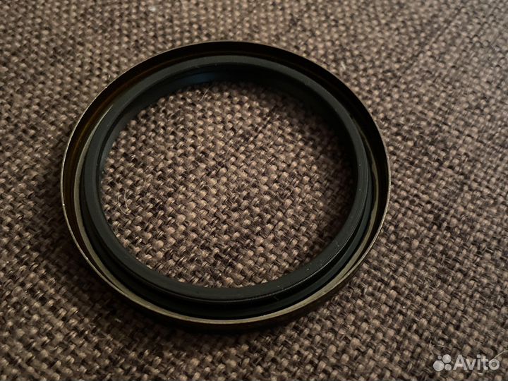 Сальник привода переднего левого Golf