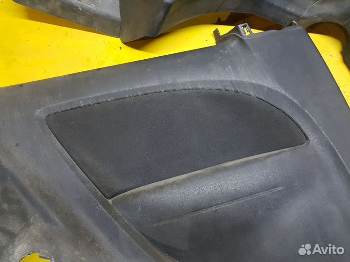 Обшивка кузова Opel Corsa D 2006-2011