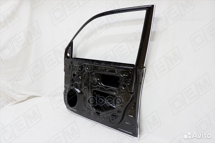 Дверь передняя правая Toyota Land Cruiser 200