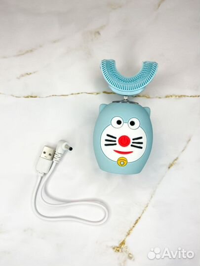 Электрическая зубная щетка новая