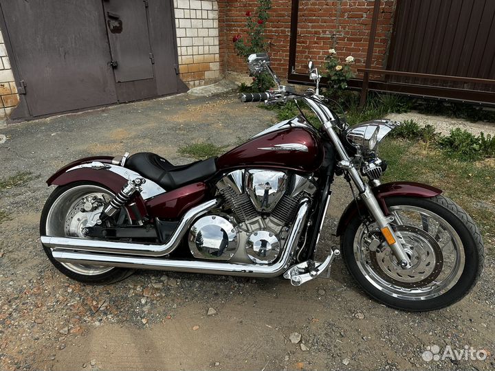 Мотоцикл Хонда VTX1300